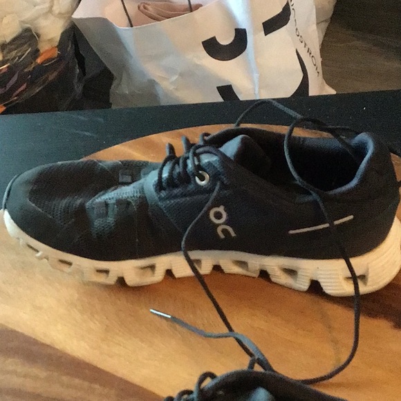 On running On Cloud 8.5 black - Picture 5 of 9